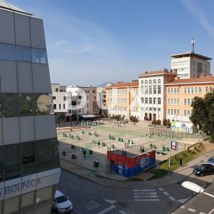 RIJEKA, CENTAR vrhunski gospodski stan za najam 4skl