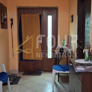 Rijeka, Donja Drenova, 220m2, samostojeća kuća s okućnicom