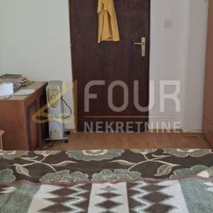 Rijeka, Donja Drenova, 220m2, samostojeća kuća s okućnicom