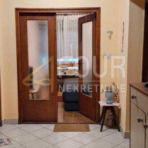 Rijeka, Donja Drenova, 220m2, samostojeća kuća s okućnicom