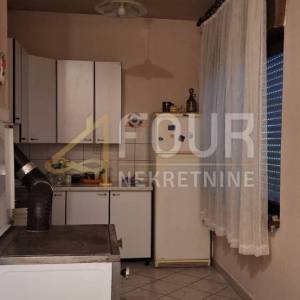 Rijeka, Donja Drenova, 220m2, samostojeća kuća s okućnicom