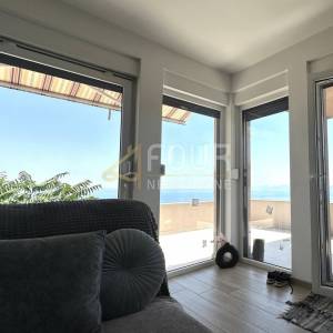 Rijeka, Donja Drenova, samostojeća kuća, 292m2, pogled na more