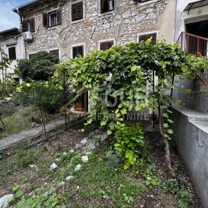 Rijeka, Donja Vežica, 115m2, okućnica - prilika!