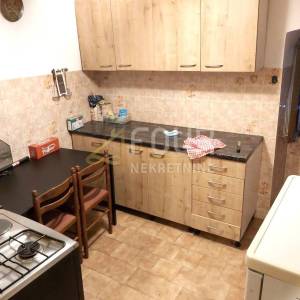 Rijeka, Donja Vežica, 115m2, okućnica - prilika!