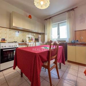 RIJEKA, DONJA VEŽICA - 2SKL s lođom i pogledom na more