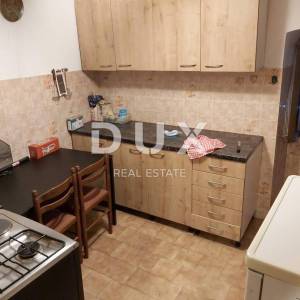 RIJEKA, DONJA VEŽICA - stan 101 m2 + potkrovlje 58 m2 + okućnica na odličnoj i traženoj lokaciji! PRILIKA!