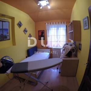 RIJEKA, DONJI ZAMET - Samostojeća kuća, garaža, konoba, pogled!