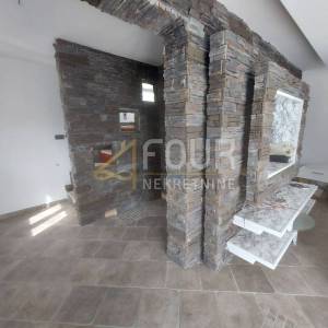 Rijeka, Drenova, 220.64m2, u naravi 2 stana, novogradnja