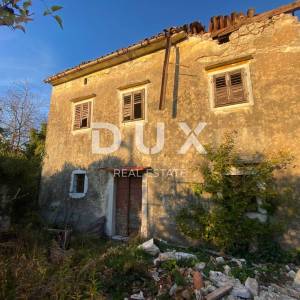 RIJEKA, DRENOVA - samostojeća kuća + dvije dvorišne zgrade + dvorište + 2.997 m2 GRAĐEVINSKOG ZEMLJIŠTA! PRILIKA!