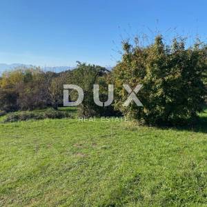 RIJEKA, DRENOVA - samostojeća kuća + dvije dvorišne zgrade + dvorište + 2.997 m2 GRAĐEVINSKOG ZEMLJIŠTA! PRILIKA!