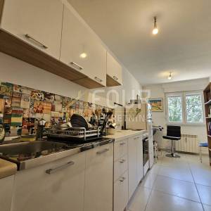 Rijeka, Gornja Vežica, 36.65m2, 1skl, pogled na more