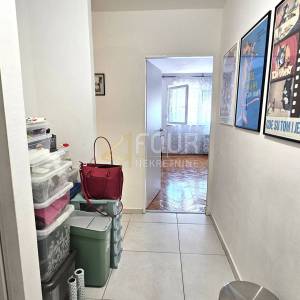 Rijeka, Gornja Vežica, 36.65m2, 1skl, pogled na more