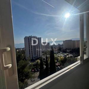 RIJEKA, GORNJA VEŽICA – Potpuno adaptiran stan 67,58 m² (2S+DB) s balkonom i namještajem, odmah useljiv – PRILIKA!!