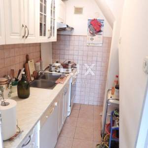 RIJEKA, HRELJIN- dvojna kuća 150m2 s pogledom na more + okoliš 650m2