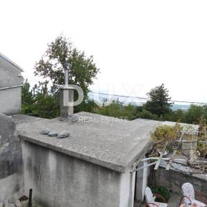RIJEKA, HRELJIN- dvojna kuća 150m2 s pogledom na more + okoliš 1450m2