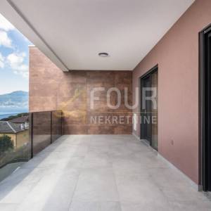 Rijeka, Kantrida, penthouse 3s+db s krovnom terasom, 164.82m2