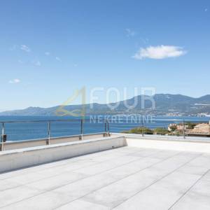 Rijeka, Kantrida, penthouse 3s+db s krovnom terasom, 164.82m2