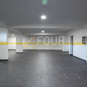 Rijeka, Kantrida, penthouse 3s+db s krovnom terasom, 164.82m2
