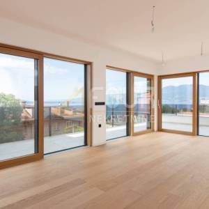 Rijeka, Kantrida, penthouse 3s+db s krovnom terasom, 164.82m2
