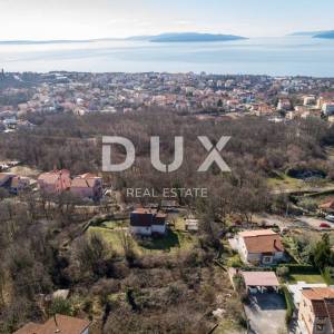 RIJEKA, KASTAV - građevinsko zemljište 2.451 m2 + 1.930 m2 s pogledom na more za stambenu zgradu - stanove / apartmane / obitel...