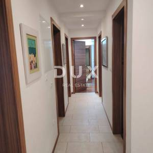 RIJEKA, KOSTRENA - 3S+DB, lođa, novija gradnja, parking, pogled!