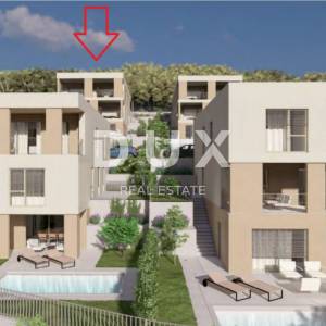 RIJEKA, KOSTRENA - ekskluzivan dvoetažni stan 209,14m2 novogradnja s prekrasnim pogledom na more i bazenom + okućnica 356,39 m2...