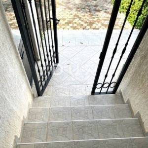 RIJEKA, KOSTRENA-kuća s pogledom na more i 4 stambene jedinice
