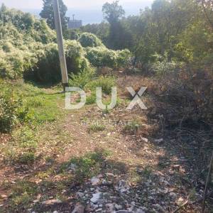 RIJEKA, KOZALA - građevinsko zemljište 2505m2 građevinsko zemljište  s pogledom na more za stambenu zgradu – stanove/obiteljsku...
