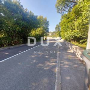 RIJEKA, KOZALA - građevinsko zemljište 1235m2 građevinsko zemljište  s pogledom na more za stambenu zgradu – stanove/obiteljsku...
