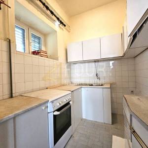 Rijeka, Kozala, kuća s 2 stana i 2 garaže