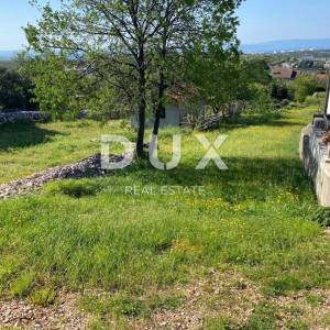 RIJEKA, KRASICA - građevinsko zemljište 1330m2 s pogledom na more za stambenu zgradu - stanove / apartmane / obiteljsku kuću / ...