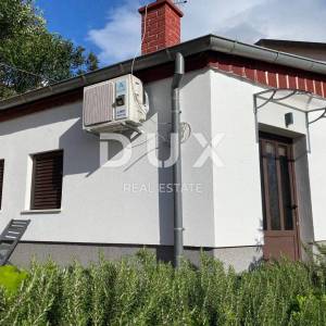RIJEKA, KRIMEJA - 2 samostojeće kuće s pogledom na more + 2 pomoćne zgrade + okućnica! PRILIKA!