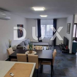 RIJEKA, KRIMEJA - 2 samostojeće kuće s pogledom na more + 2 pomoćne zgrade + okućnica! PRILIKA!