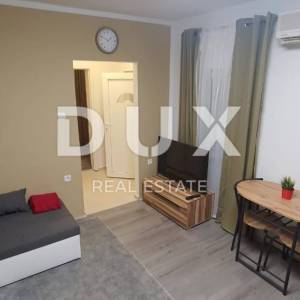 RIJEKA, KRIMEJA - 2 samostojeće kuće s pogledom na more + 2 pomoćne zgrade + okućnica! PRILIKA!