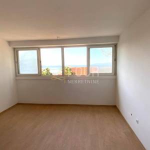 Rijeka, Krnjevo, 24.66m2, garsonijera, zatvorena lođa, pogled