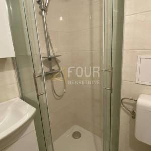 Rijeka, Krnjevo, 24.66m2, garsonijera, zatvorena lođa, pogled