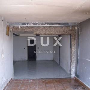 RIJEKA, KRNJEVO - Etaža kuće od 184 m2 za kompletnu renovaciju