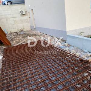 RIJEKA, MARINIĆI - 2 stana u novogradnji s pogledom na more + okućnica!!! PRILIKA!!!
