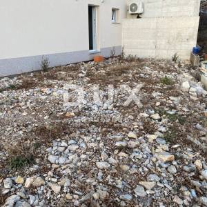 RIJEKA, MARINIĆI - 2 stana u novogradnji s pogledom na more + okućnica!!! PRILIKA!!!