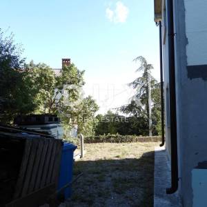 RIJEKA, MARINIĆI, PEHLIN- kuća 250 m2 s pogledom na more + okoliš 600m2