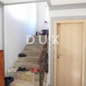 RIJEKA, MARINIĆI, PEHLIN- kuća 250 m2 s pogledom na more + okoliš 600m2
