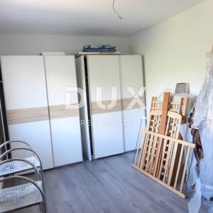 RIJEKA, MARINIĆI, PEHLIN- kuća 250 m2 s pogledom na more + okoliš 600m2