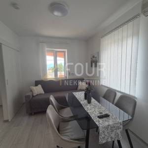 Rijeka, Martinkovac, 2skl, 40m2, terasa, okućnica