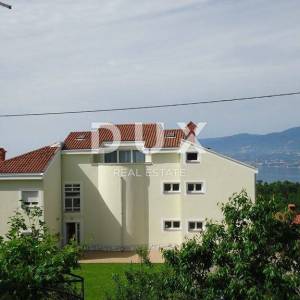 RIJEKA, MARTINKOVAC - Villa s bazenom
