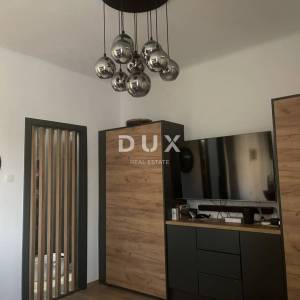 RIJEKA, MLAKA – moderno renoviran stan blizu centra