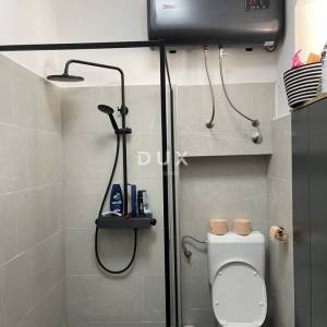 RIJEKA, MLAKA – moderno renoviran stan blizu centra