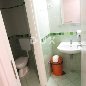 RIJEKA, MLAKA- poslovni prostor 82m2 za zakup/ najam- broj 5