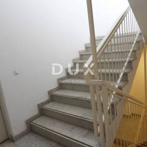 RIJEKA, MLAKA-  poslovni prostor 63 m2 za zakup/ najam - broj 17