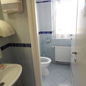 RIJEKA, MLAKA-  poslovni prostor 105m2 za zakup/ najam - broj 18