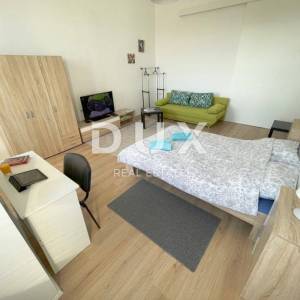 RIJEKA, MLAKA - stan 76m2 sa dva apartmana